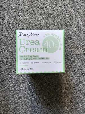 Body and Face Moisturizer for Dry Skin, Body Cream,Daily Moisturizer, Oil-Free, Fragrance Free