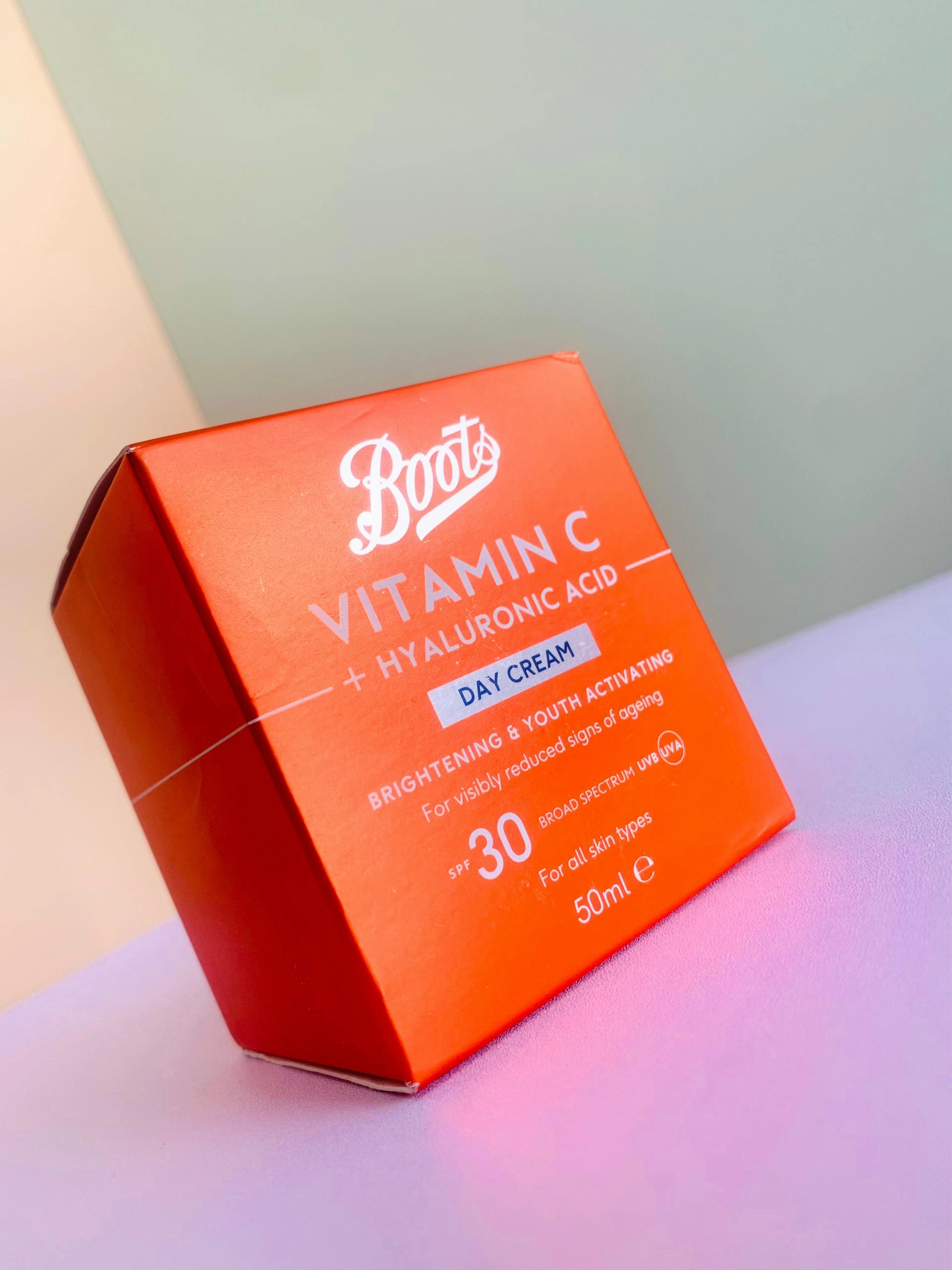 Boots Vitamin C   Hyaluronic Acid Day Cream Spf30 30Ml