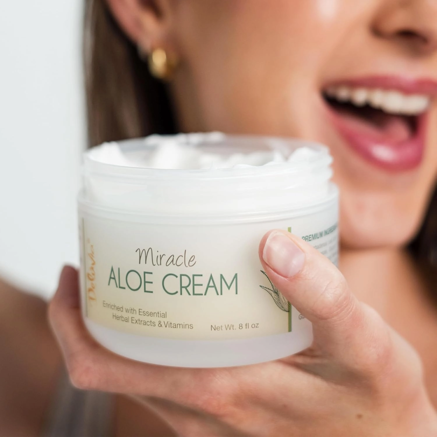 Deluvia Miracle Aloe Cream | Face & Body Moisturizer with Vitamin E & Organic Aloe Vera | Hydrating, Soothing for Dry Skin, Anti-Wrinkle, Acne Scars, Rosacea, Psoriasis, Eczema - 8 oz