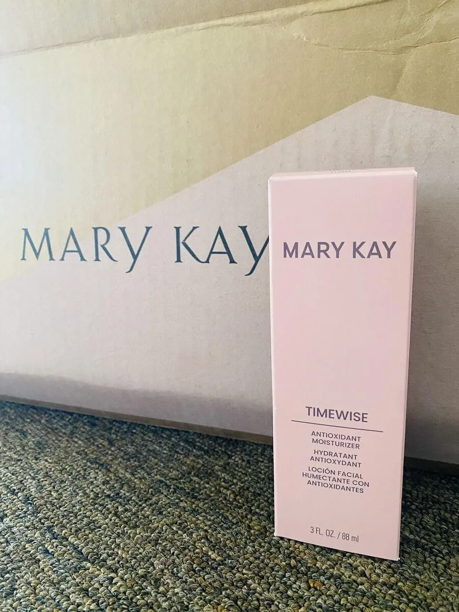 Mary Kay TimeWise Age Fighting Moisturizer combination/oily