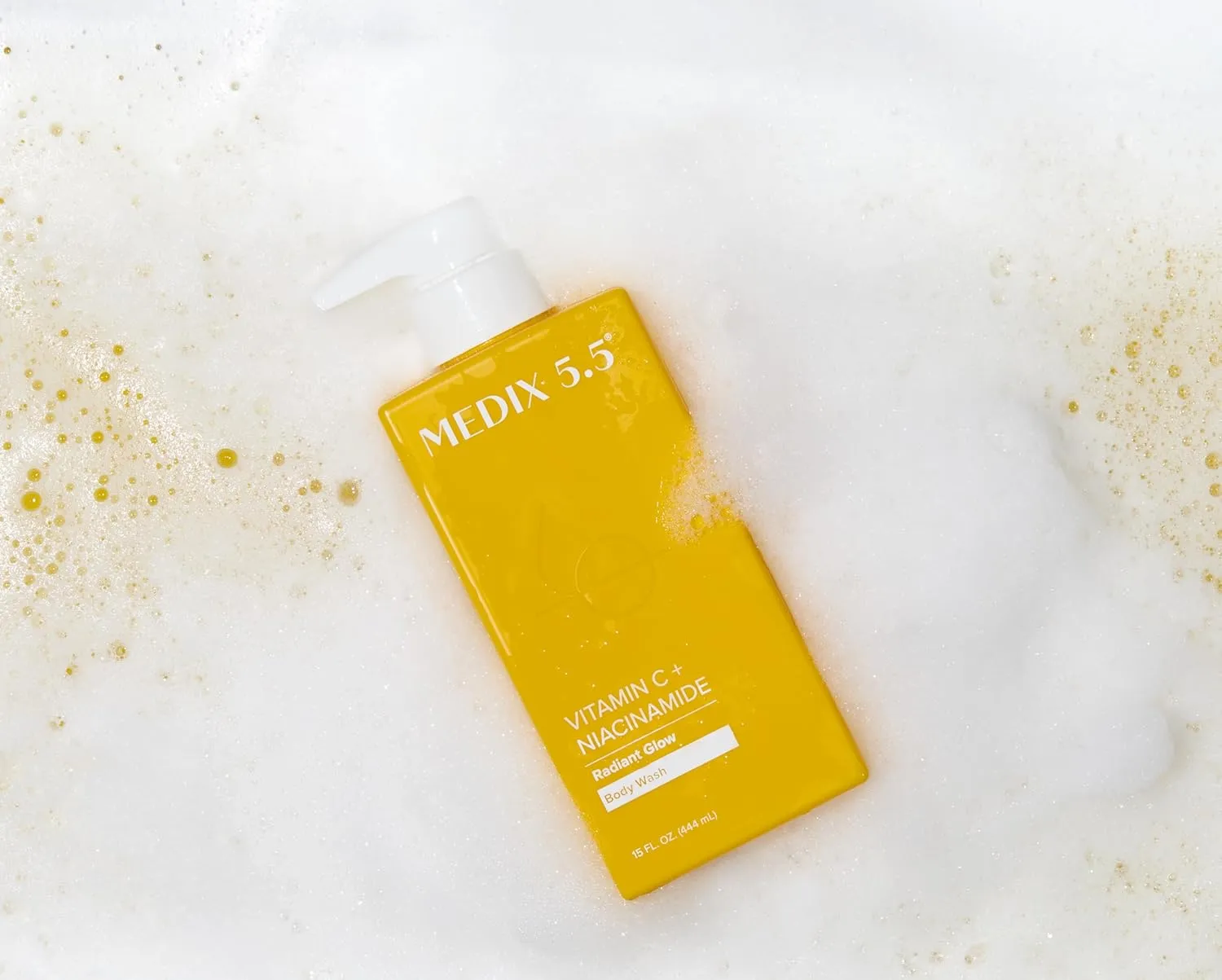 Medix 5.5 Radiant Glow Vitamin C Body Wash W/Niacinamide | Citrus Scented Gentle Body & Face Cleanser For Women, Men, Dry Skin, & Smoother-Looking Skin | Removes Dirt, Oil, & Impurities, 15 Fl Oz