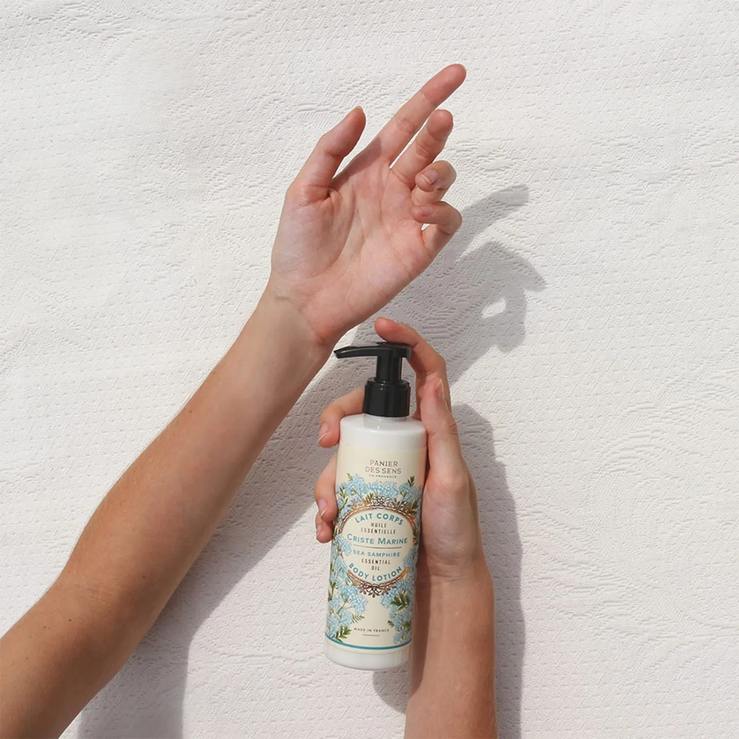 Panier des Sens – Sea Samphire Hand & Body Lotion for Dry Skin - Hydrating Body Cream for Women - Nourishing Fluid Body Moisturizer Shea Butter & Olive Oil 97% Natural Ingredients Body Care 8.45 Floz