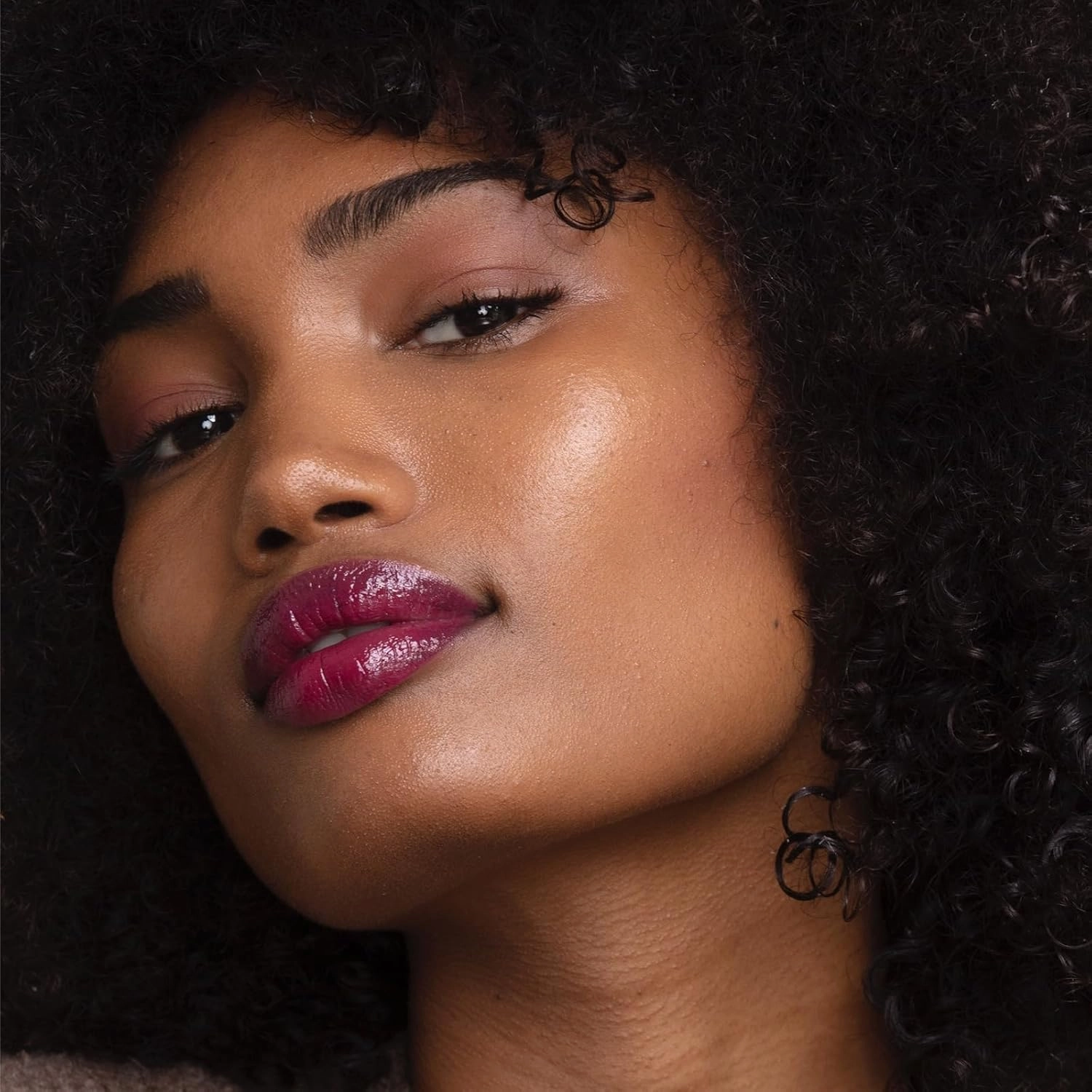 Smashbox Halo Healthy Glow All-In-One Tinted Moisturizer SPF 25 | Light to Medium Coverage | Hyaluronic Acid, Oil free   Anti Humidity