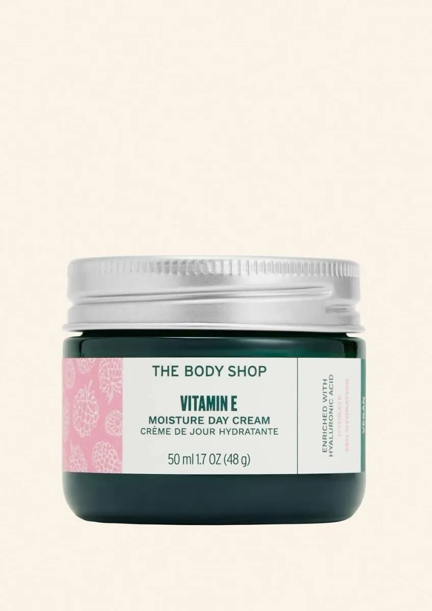 The Body Shop Vitamin E Moisture Cream – Fast Absorbing – Hydrates, Moisturizes and Protects – For Dehydrated Skin – 1.7 oz